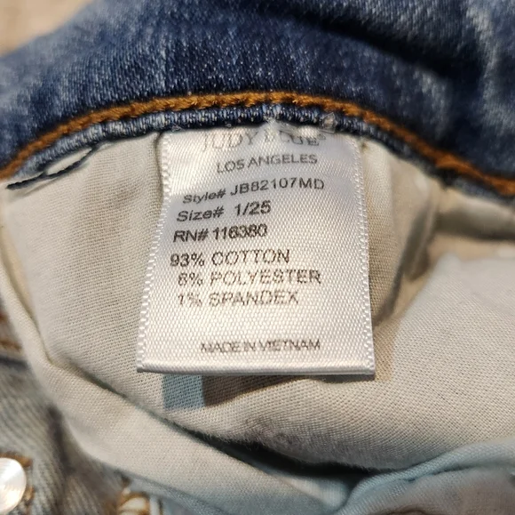 Judy Blue Straight Fit Jeans - Picture 4 of 4